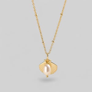 Shell with pearl “Sea Love” – Minimalist necklace in 925 silver or gold-plated 925 silver