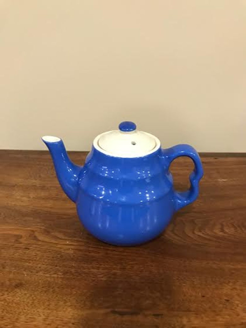 Vintage Small Oxford Blue Stoneware Teapot with Lid Made in USA Bild 1