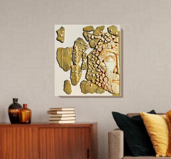 Bas-relief THE TIME  Right Fragment Sculpture Size: 19.3 W x 21 H x 2 D in H 54x49x5cm 4.5 kg
