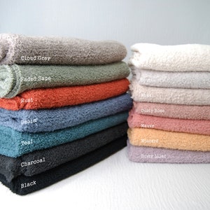 FUZZY Pull moelleux en tricot BELLE Tissu par mètre, Diverses options de couleurs, Doux au toucher et lourd