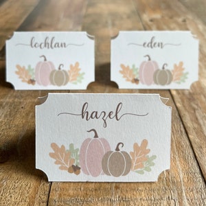Personalized Thanksgiving Place Cards / Custom Thanksgiving Name Tags / Fall Table Decor / Thanksgiving Table Decorations / Pumpkin Decor