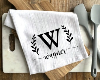 Monogram Tea Towel / Wedding Gift  Personalized Family Gift / Custom Dish Towel / Hostess Gift / Gift for Newlyweds  / Personalized Kitchen