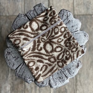 Abstract Animal Jungle Print Cosmetic Bag / Zipper Pouch / Front Zip Toiletry Bag / Make-up Bag