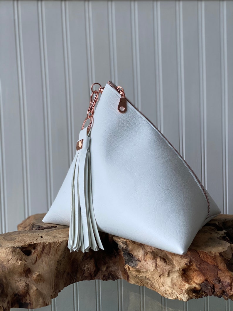 White and Rose Gold Evening Clutch with Detachable Tassel Keychain Women/'s Wristlet Small Evening Bag Minimalist Vegan Leather Purse