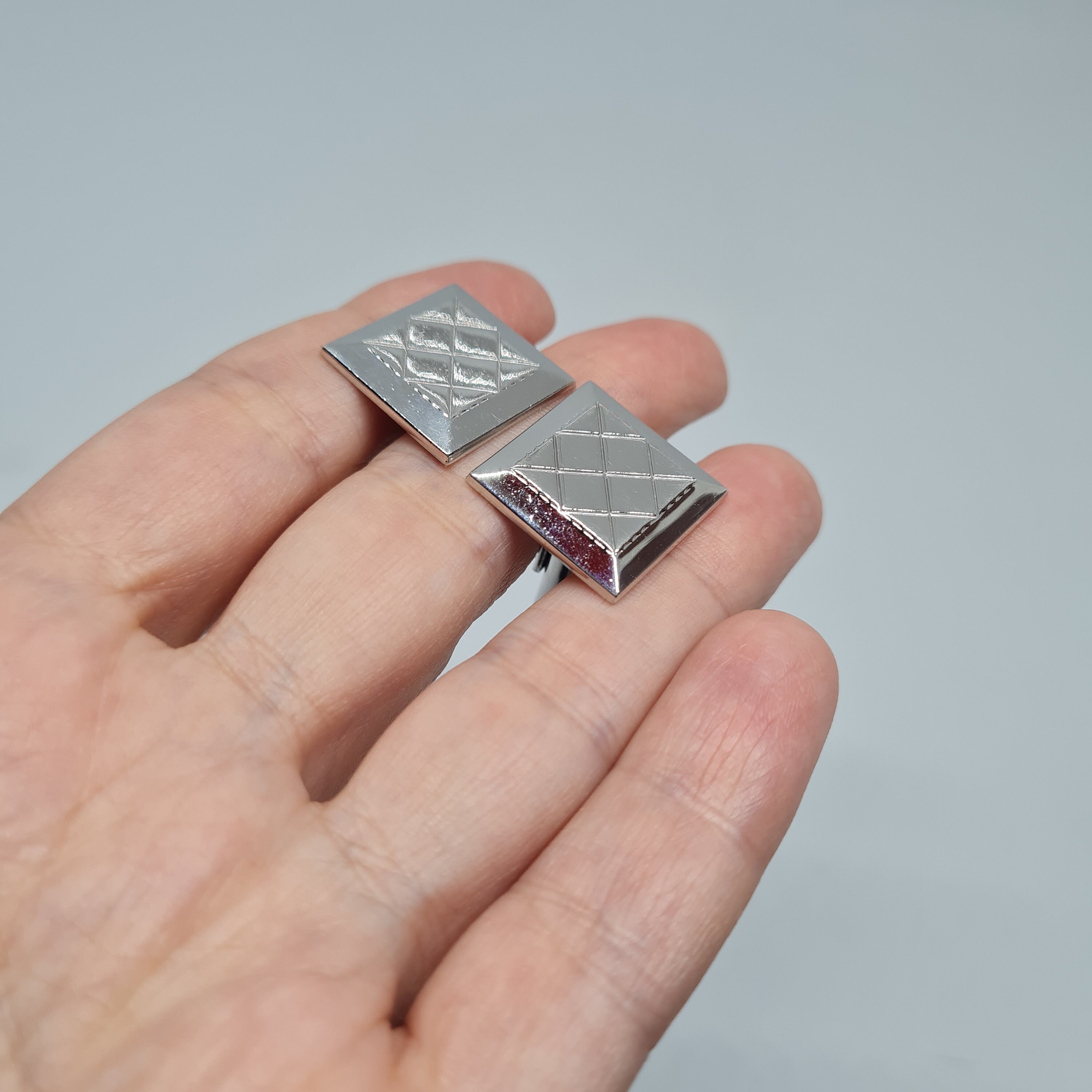 Boutons De Manchette Anciens Hickok USA à Carreaux Carrés - Ton Argent, Vintage