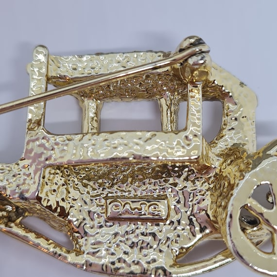Vintage AJC car brooch Gloss gold tone metal with… - image 6