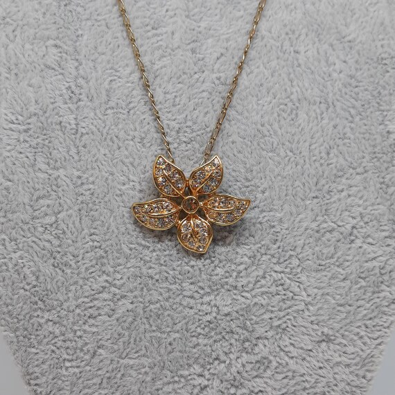 J.CREW flower pendant necklace Vintage gold tone … - image 3