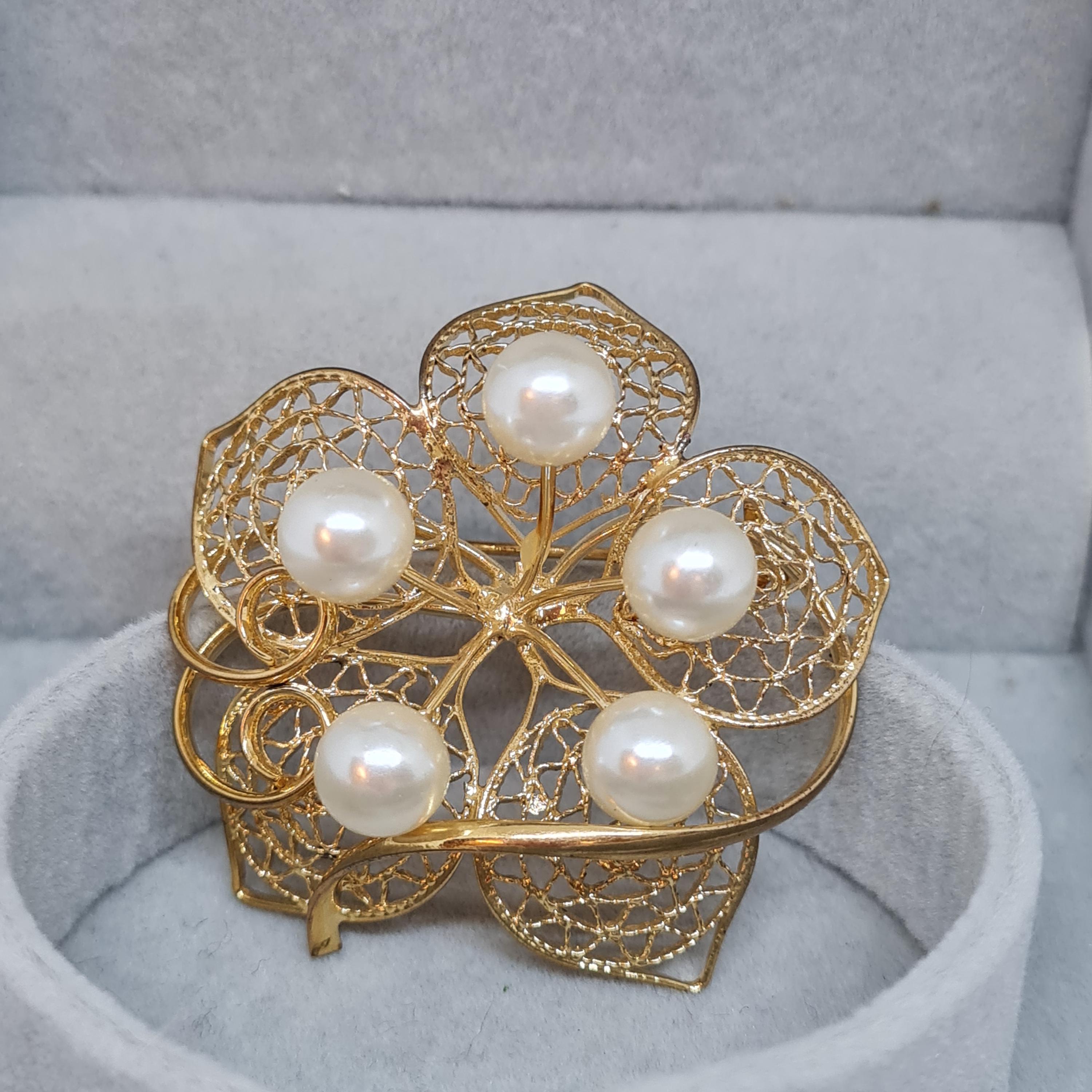 Broche Fleur En Or Jaune 18 Carats - Style Filigrane - Occasion