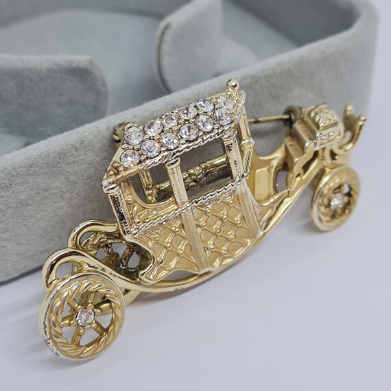 Vintage AJC car brooch Gloss gold tone metal with… - image 4