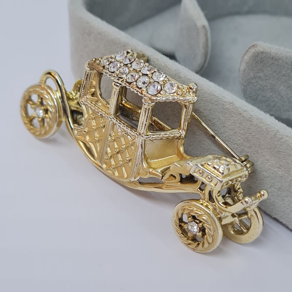 Vintage AJC car brooch Gloss gold tone metal with… - image 3
