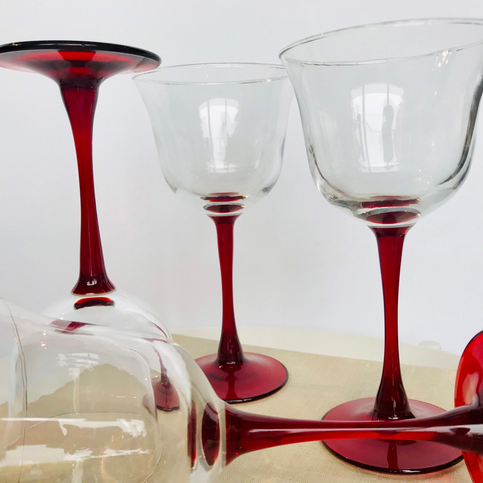 Vintage Red Stemmed Tulip Shaped Wine Glasses ensemble de 5 Etsy