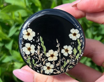 Grinder, Cute grinder, Cool grinder, Herb grinder, 4 piece grinder, Girly grinder, Grinder girls, Metal grinder, Custom flowers grinder