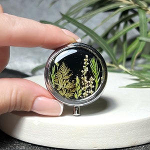 Tiny pill box, Pill organizer, Pill case, Pill container, Small pill box , Mini pill box, Pill box for purse, Round pill box