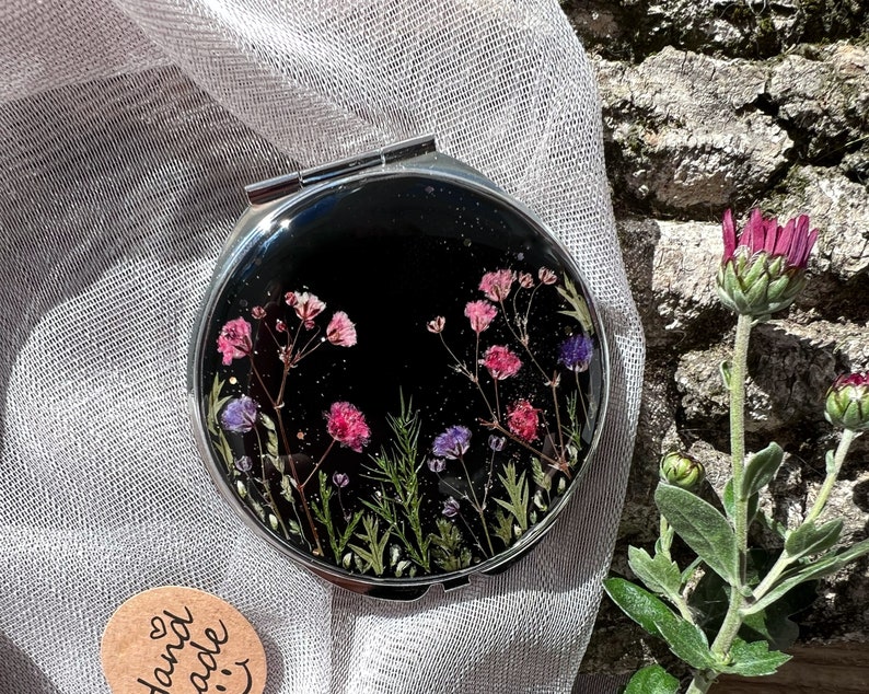 Espejo de flores secas reales, espejo de bolsillo, espejo compacto, espejo de mano, espejo de maquillaje, espejo pequeño, espejo personalizado, arte floral prensado imagen 5