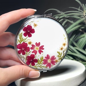 Grande scatola per pillole, Organizzatore per pillole, Scatola per pillole in metallo, Porta pillole, Contenitore per pillole, Grazioso contenitore per pillole, Pillendose, Arte con fiori pressati, Contenitore per pillole