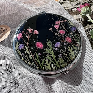 Espejo de flores secas reales, espejo de bolsillo, espejo compacto, espejo de mano, espejo de maquillaje, espejo pequeño, espejo personalizado, arte floral prensado imagen 2