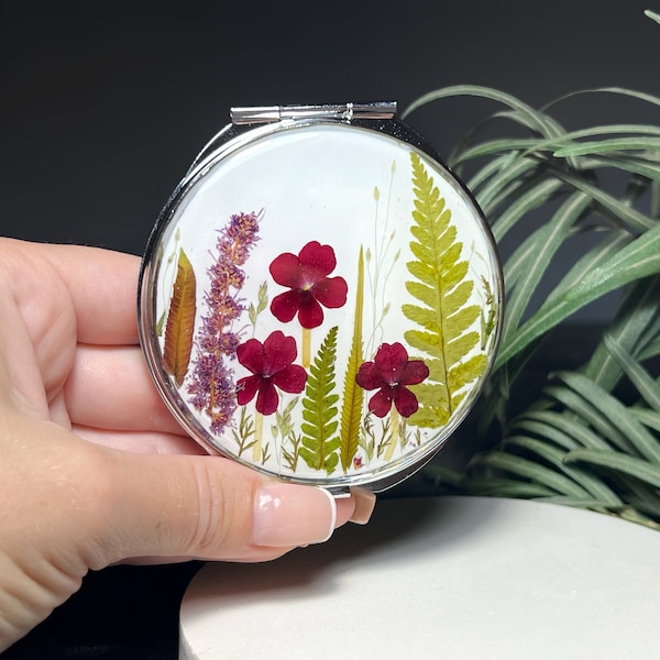 Large pill box, Pill organizer, Metal pill box, Pill case, Pill container, Cute pill box, Pillendose, Pressed flower art, Pill container