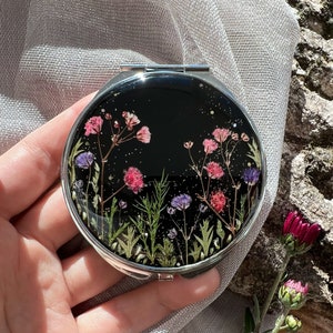 Espejo de flores secas reales, espejo de bolsillo, espejo compacto, espejo de mano, espejo de maquillaje, espejo pequeño, espejo personalizado, arte floral prensado imagen 3