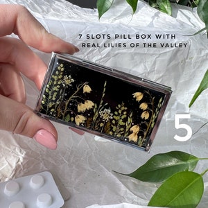 Real flowers 7 day pill box, Pill box 7 day, Weekly pill box, 7 day pill organizer, 7 day pill case, 7 slots pill box, Pill organizer 7 day image 5
