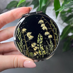 Large pill box, Pill organizer, Metal pill box, Pill case, Pill container, Cute pill box, Pillendose, Pressed flower art, Pill container