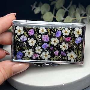 7 day pill box, Pill box, Pill case, Pill organizer, Weekly pill box, Weekly pill organizer, Flowers pill case cute, Large pill container