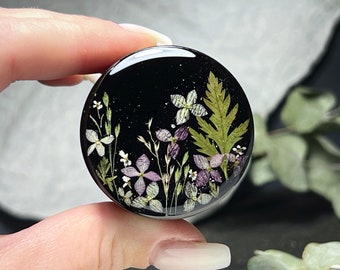 Grinder, Cute grinder, Cool grinder, Herb grinder, 4 piece grinder, Girly grinder, Grinder girls, Metal grinder, Custom flowers grinder
