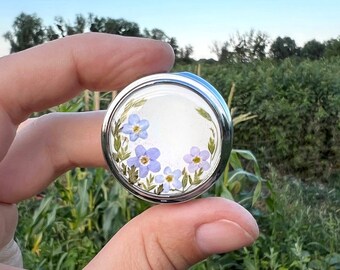 Real dried flowers pill box, Pill box, Pill organizer, Cute pill box, Pill case, Daily pill box, Pill box art, Pill case cute, Funny pill