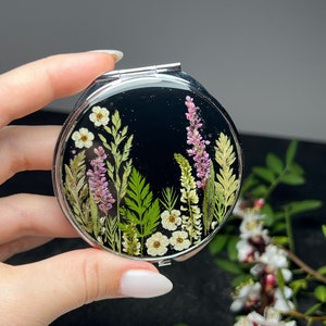 Pastillero grande, Organizador de pastillas, Pastillero de metal, Estuche para pastillas, Contenedor de pastillas, Pastillero bonito, Pastillero, Arte con flores prensadas, Contenedor de pastillas