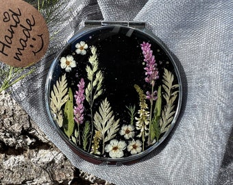 Real dried flowers mirror, Pocket mirror, Compact mirror, Hand mirror, Makeup mirror, Small mirror, Custom compact mirror,  Handheld mirror