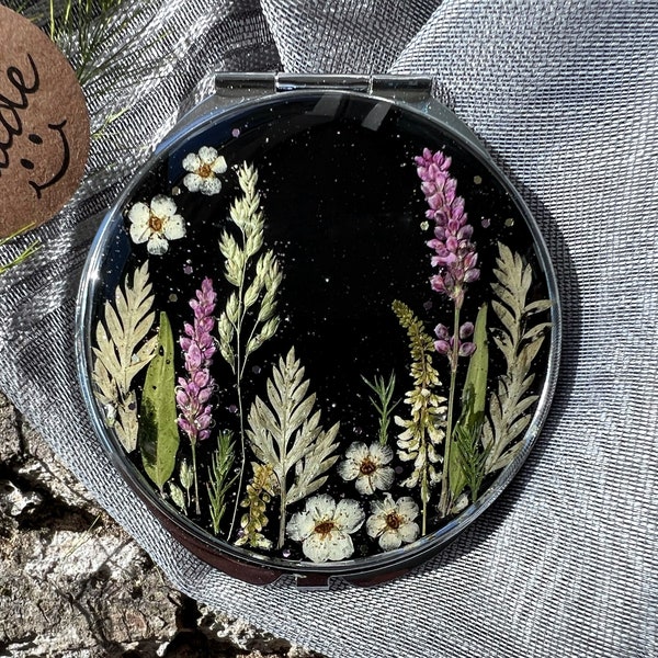 Real dried flowers mirror, Pocket mirror, Compact mirror, Hand mirror, Makeup mirror, Small mirror, Custom compact mirror,  Handheld mirror