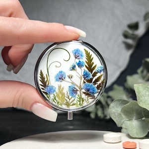 Real dried flowers pill box, Pill organizer, Vitamin organizer, Pill case, Pill container, Cute pill box, Pillendose, Pills, Pill dispenser