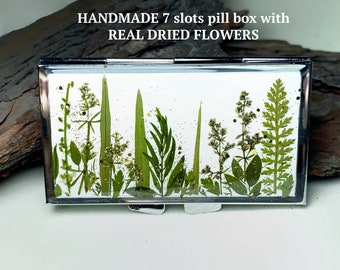 Pill box 7 day, Weekly pill box, Pill case, Large pill box, Cute pill organizer, Daily pill box, Large pill container, Flower pill case, Art