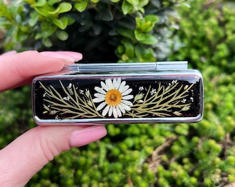 Real daisy flowers, Lipstick case, Lipstick holder, Gift for her, Bridesmaid gifts
