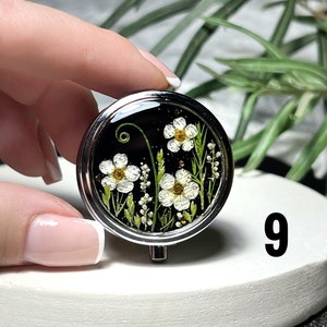 Real dried flowers pill box, Small pill box, Pill box, Pill organizer, Cute pill box, Pill case, Daily pill box, Pill box art,Pill case cute image 9