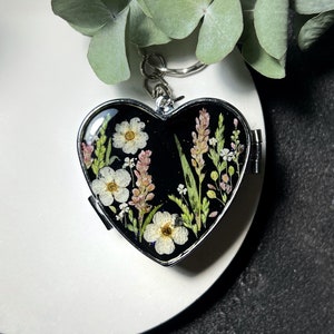 Pillendose Schlüsselanhänger, kleine Pillendose, Blumen Pillendose, Pillendose, Pillenveranstalter, Kleine Pillendose, Pillengehäuse, Pillendose, Pillendose für Geldbeutel
