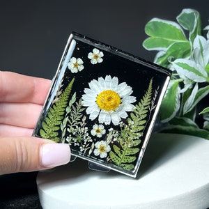 Real dried flowers mirror, Pocket mirror, Compact mirror, Hand mirror, Makeup mirror, Small mirror, Custom compact mirror, Handheld mirror