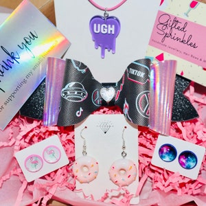 Girls Teen Gift Box/ Birthday Gift Box  / Special Occasion / Gift For Her / 13th Birthday Gift / Tween Gift/ Care Package
