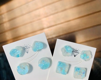 Frozen inspired resin stud earrings with glitter, Frozen Jewelry, Frozen Gift, Daughter Gift, Sparkly Studs, kids earrings, Micro Studs