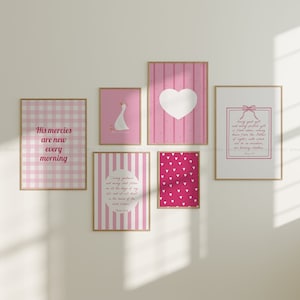 Christian Pink Gallery muur set van 6, bijbelvers tienermeisje decor, coquette esthetische afdrukbare kunst, meisjes kinderkamer speelkamer schrift wordt afgedrukt
