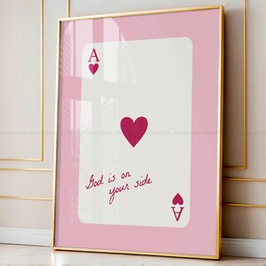 Poster di carte da gioco con asso di cuori alla moda cristiana, Dio è dalla tua parte, stampabile, retrò, alla moda, estetica, per la decorazione della stanza degli adolescenti