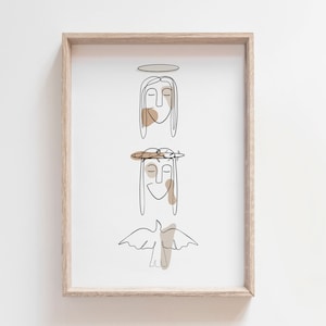Könnte beinhalten: Ein gerahmter Druck mit einer minimalistischen Linienzeichnung von drei Gesichtern. Das obere Gesicht hat einen Heiligenschein, das mittlere Gesicht eine Dornenkrone und das untere Gesicht ist eine Taube. Die Gesichter sind in schwarzer Tinte auf weißem Hintergrund gezeichnet.