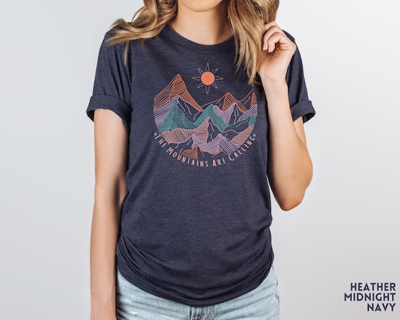 Cute Alaska Is Calling & I Must Go Design T-Shirt Gift Cute Alaska Is Calling & I Must Go Design T-Shirt Gift