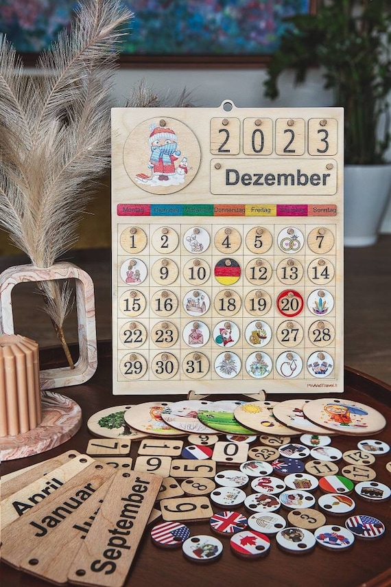 Calendario in legno personalizzato Calendario perpetuo per bambini Calendario  da tavolo beige Eterno Montessori Regalo di compleanno da tavolo Stagioni  Regalo per la festa della mamma -  Italia