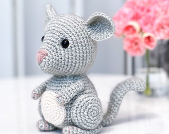 READY TO SHIP: Chinchilla - grey crochet chinchilla / mouse amigurumi soft toy