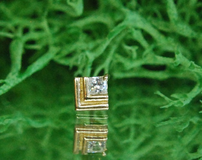 Solid 14k Yellow Gold Arris Threadless End - Crystal CZ - Cubic Zirconia