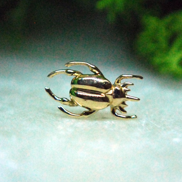 Piercing a innesto rapido con chiusura a vite a forma di scarabeo rinoceronte in oro massiccio 14 carati - Junipurr