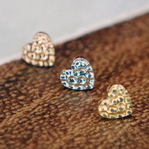 Junipurr 14k Gold Hammered Heart Threadless End