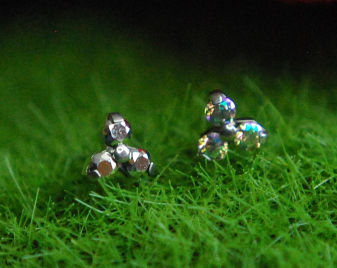 Neometal  Threadless Trinity Ends CZ Ends - 1.5mm Gems, - Implant Grade Titanium - Light Chrome & Paradise Shine