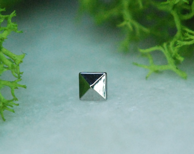 Implant Grade Titanium Pyramid End -  Threadless  or Internally Threaded 1.2mm / 16ga -  Push Fit - Spike