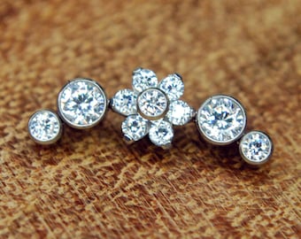 Titanium Crescent Cluster Flower CZ End / internally threaded or threadless, 1.6mm / 14ga, 1.2mm / 16ga,